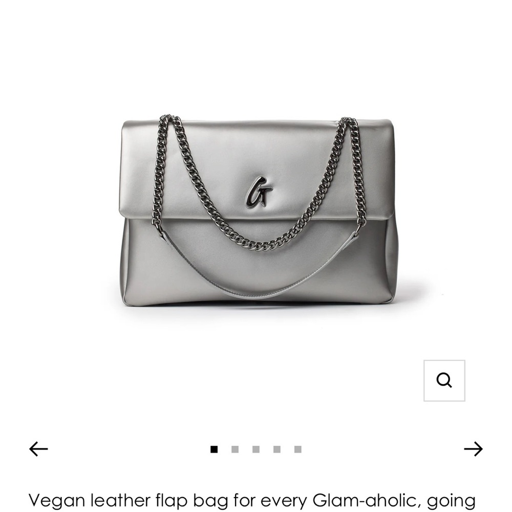 Chic Silver Vegan Leather Shoulder Bag